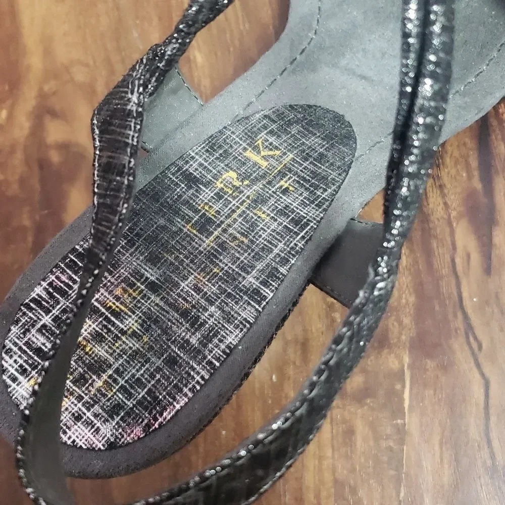 New York Transit Gray Wedged Heels
